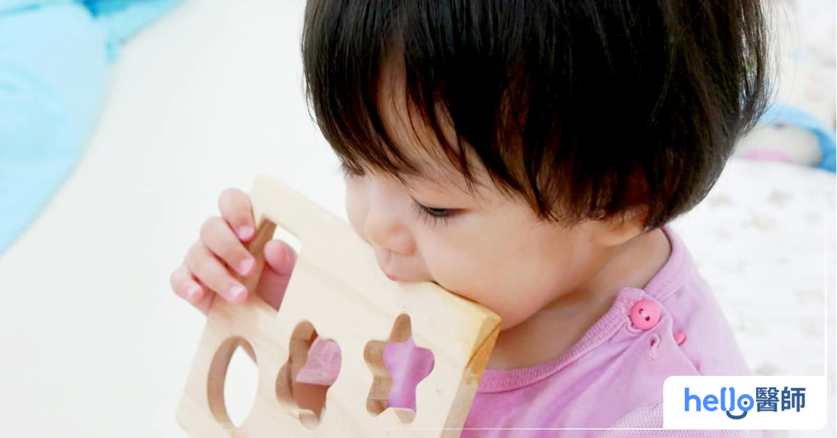 小孩咬人怎麼辦？寶寶咬人原因解說！4招改善嬰兒咬人